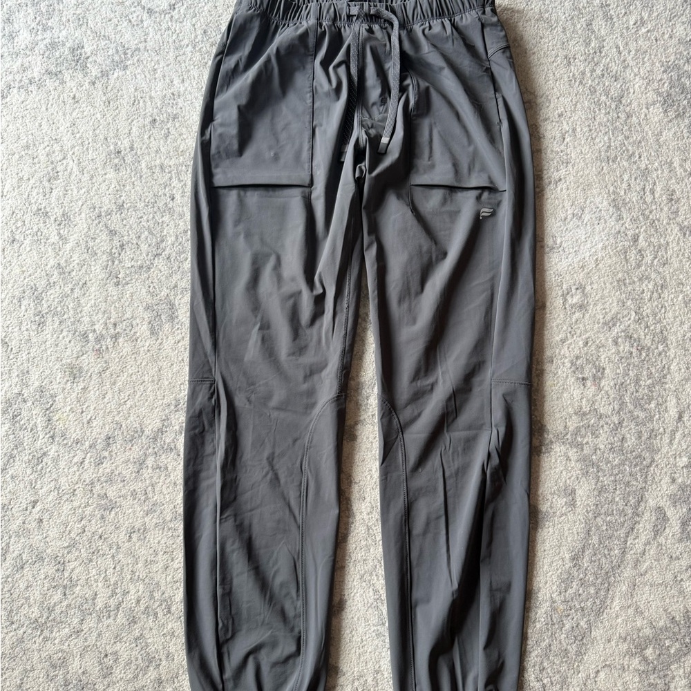 Fabletics Men's Charcoal Cargo Pants